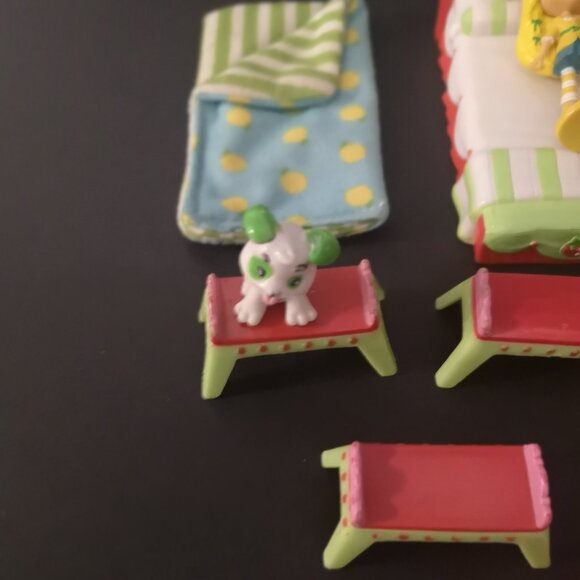 Strawberry Shortcake Toys w/ Berry Sweet Roadster Car & Various Accessories - Picture 5 of 8